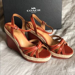 Coach brown leather shoes - women’s wedges, size 8